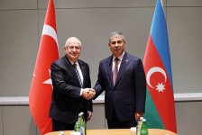 Azərbaycan və Türkiyə müdafiə nazirləri regional təhlükəsizlik məsələlərini müzakirə ediblər (FOTO)