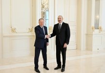 Prezident İlham Əliyev Beynəlxalq Cüdo Federasiyasının prezidentini qəbul edib (FOTO)