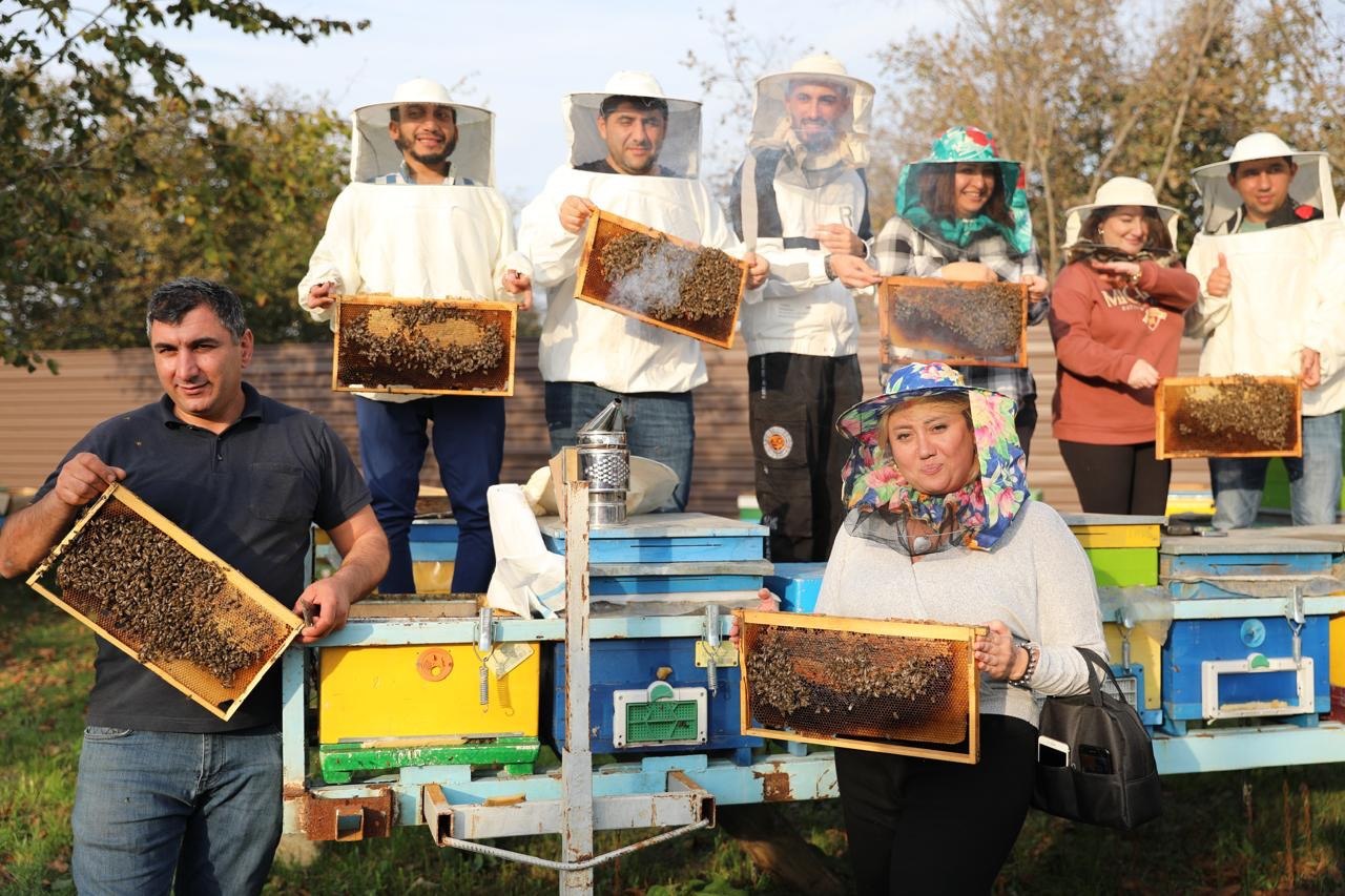PAŞA Holding fermerlərin imkanlarının genişləndirilməsinə dəstəyini davam etdirir (FOTO)