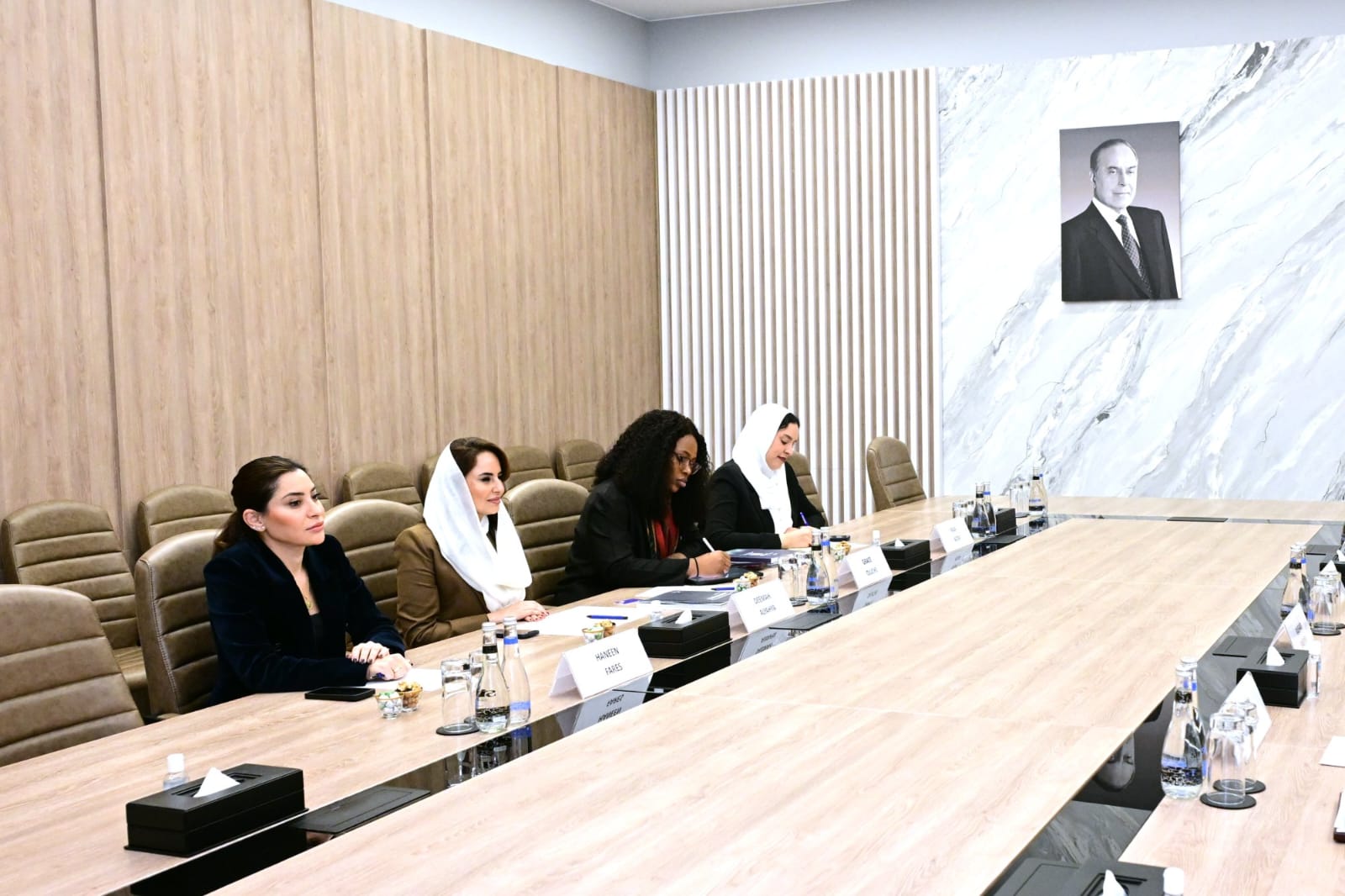 Azərbaycan DCO-nun Nizamnaməsini imzalayıb (FOTO)