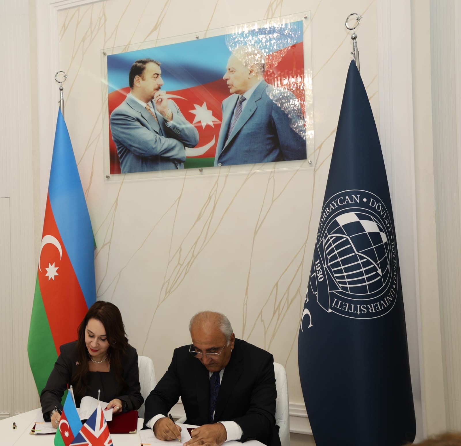 UNEC-də APTIS Mərkəzi fəaliyyətə başlayıb (FOTO)