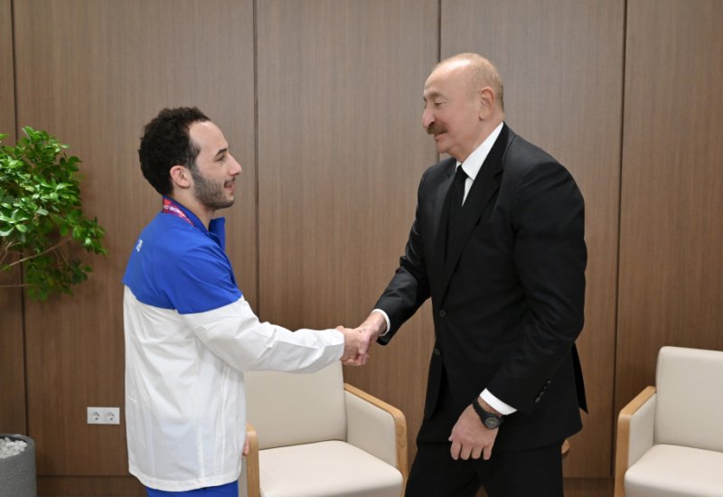 Prezident İlham Əliyevin dünya çempionu Əhməd Yusifovla səmimi söhbəti (FOTO)