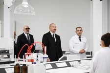 Prezident İlham Əliyev Pirallahı Sənaye Parkında dərman istehsalı müəssisəsinin açılışında iştirak edib (FOTO)