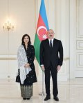 Prezident İlham Əliyev Malayziyanın Azərbaycanda yeni təyin olunmuş səfirini qəbul edib (FOTO/VİDEO)