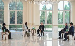 Prezident İlham Əliyev Malayziyanın Azərbaycanda yeni təyin olunmuş səfirini qəbul edib (FOTO/VİDEO)