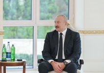 Prezident İlham Əliyev Malayziyanın Azərbaycanda yeni təyin olunmuş səfirini qəbul edib (FOTO/VİDEO)