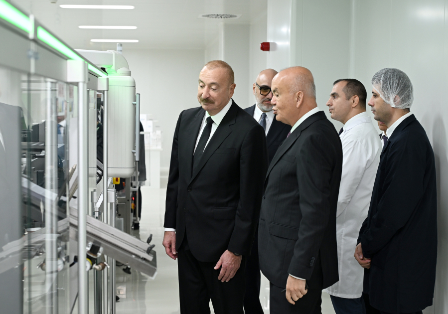 Prezident İlham Əliyev Pirallahı Sənaye Parkında dərman istehsalı müəssisəsinin açılışında iştirak edib (FOTO)