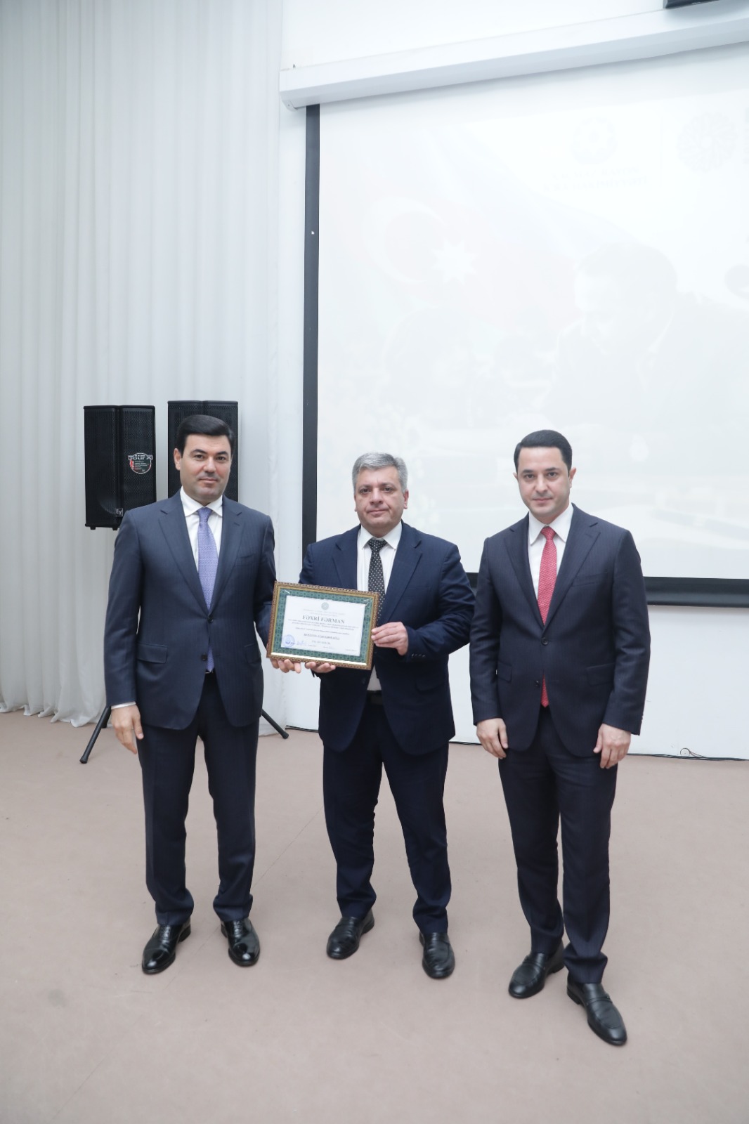Xaçmazda 5 Oktyabr – Beynəlxalq Müəllimlər Gününə həsr olunmuş tədbir keçirilib (FOTO)