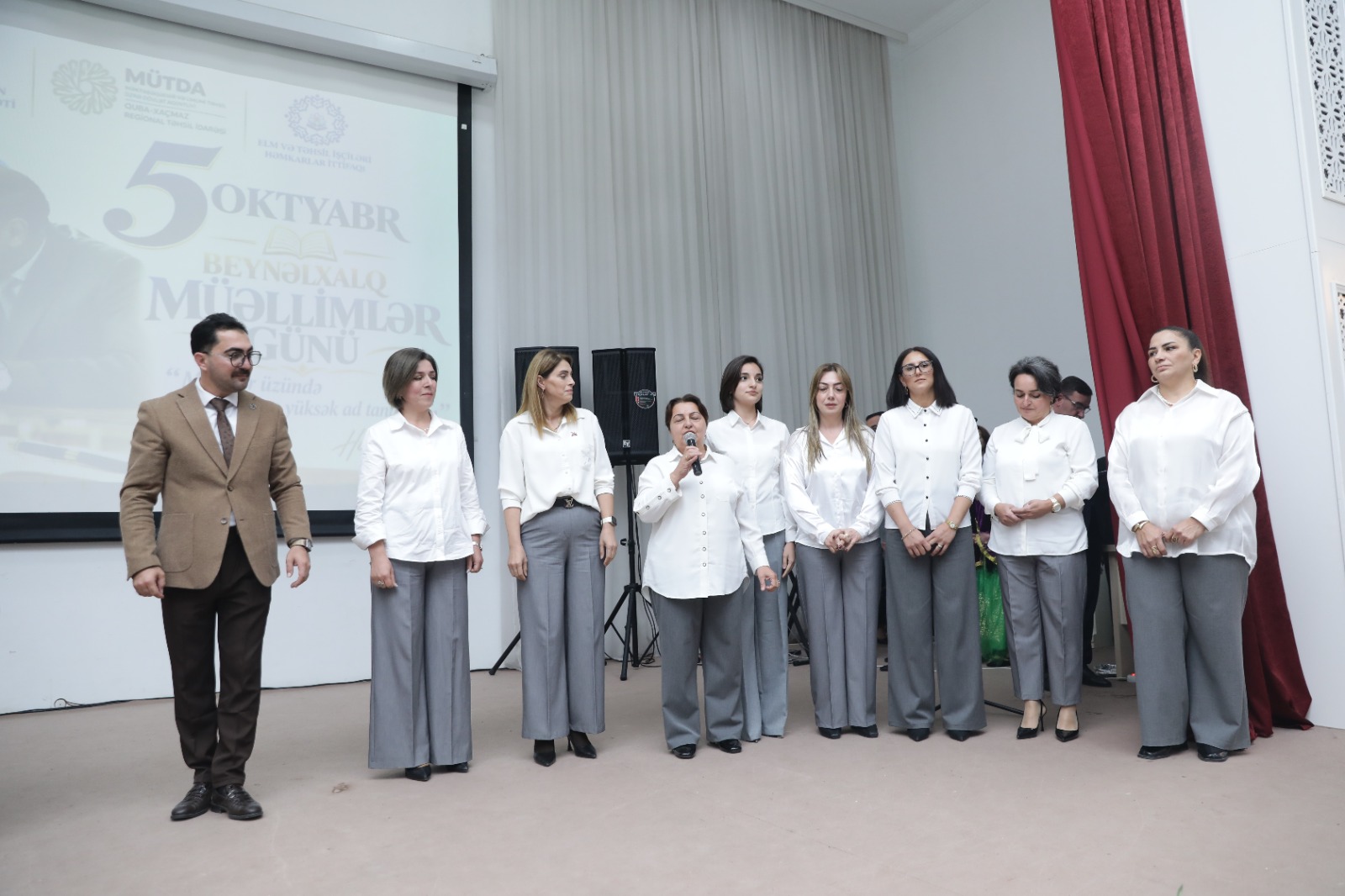 Xaçmazda 5 Oktyabr – Beynəlxalq Müəllimlər Gününə həsr olunmuş tədbir keçirilib (FOTO)