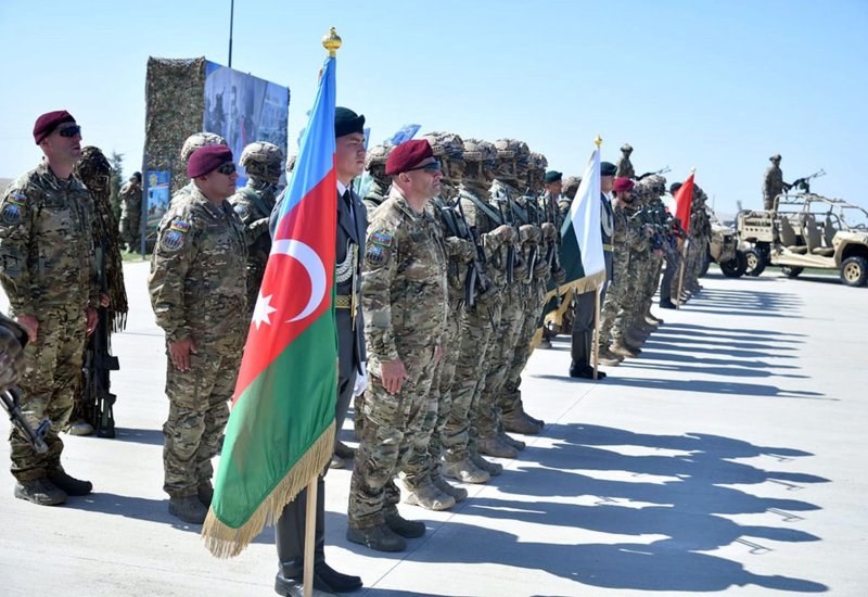 Özbəkistanda Azərbaycan, Türkiyə və Özbəkistan xüsusi təyinatlılarının birgə təlimi keçirilib (FOTO)