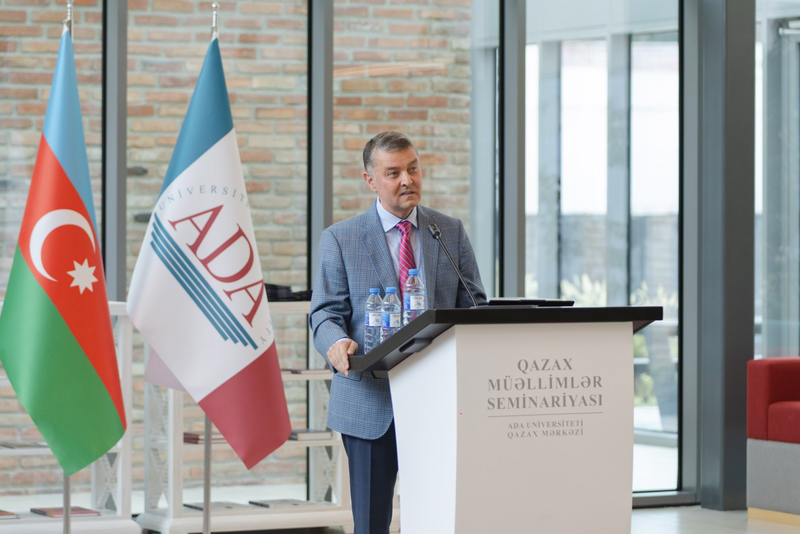 ADA Universitetinin Qazax Mərkəzində “Bir Müəllimin Manifesti” proqramının yeni tədris ilinə start verilib (FOTO)