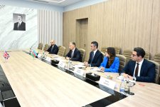 Azərbaycan və Böyük Britaniya nəqliyyat və rəqəmsal inkişaf üzrə Yol Xəritəsi imzalayıb (FOTO)