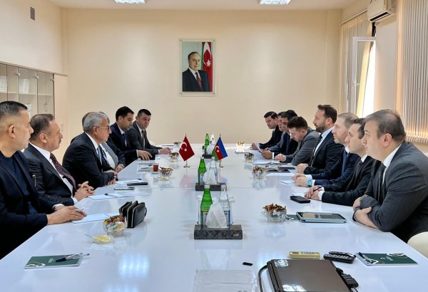 Azərbaycan və Türkiyə sənaye sahəsində əməkdaşlığı genişləndirir (FOTO)