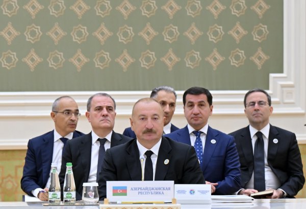Prezident İlham Əliyev Türkmənbaşıda Azərbaycan və Mərkəzi Asiya Dövlət başçılarının 8-ci Məşvərət görüşündə iştirak edir (FOTO)