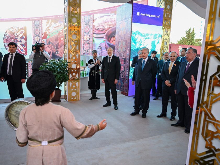Prezident İlham Əliyev MDB Ölkələrinin Milli Kulinariya Festivalı ilə tanış olub, rəsmi qəbulda iştirak edib (FOTO)