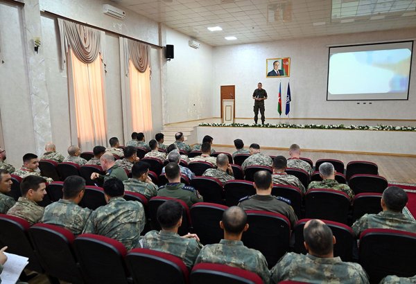 Bakıda NATO-nun təlim kursu keçirilir (FOTO)