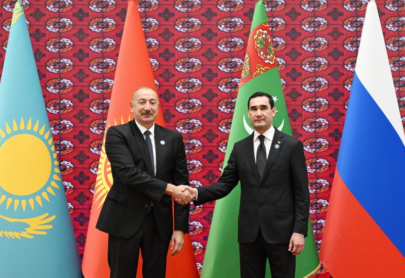 Prezident İlham Əliyev MDB Dövlət Başçıları Şurasının iclasında iştirak etmək üçün “Avaza” Kompleksinə gəlib (FOTO) (YENİLƏNİB)