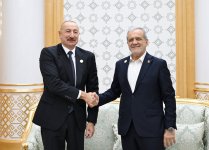 Türkmənbaşı şəhərində Prezident İlham Əliyevin İran Prezidenti ilə görüşü keçirilib (FOTO)