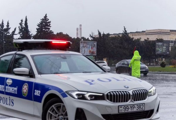 DYP yağışlı və dumanlı hava ilə bağlı sürücülərə müraciət edib
