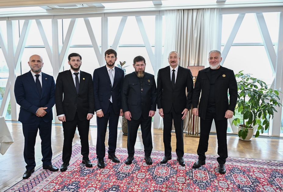 Prezident İlham Əliyev və Rusiyanın Çeçenistan Respublikasının başçısı birgə nahar ediblər (FOTO)