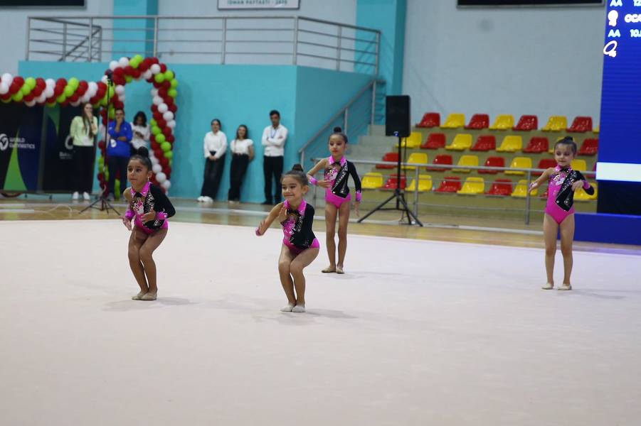 Qazaxda gimnastika üzrə “Grace of Nature” turniri start götürüb (FOTO)