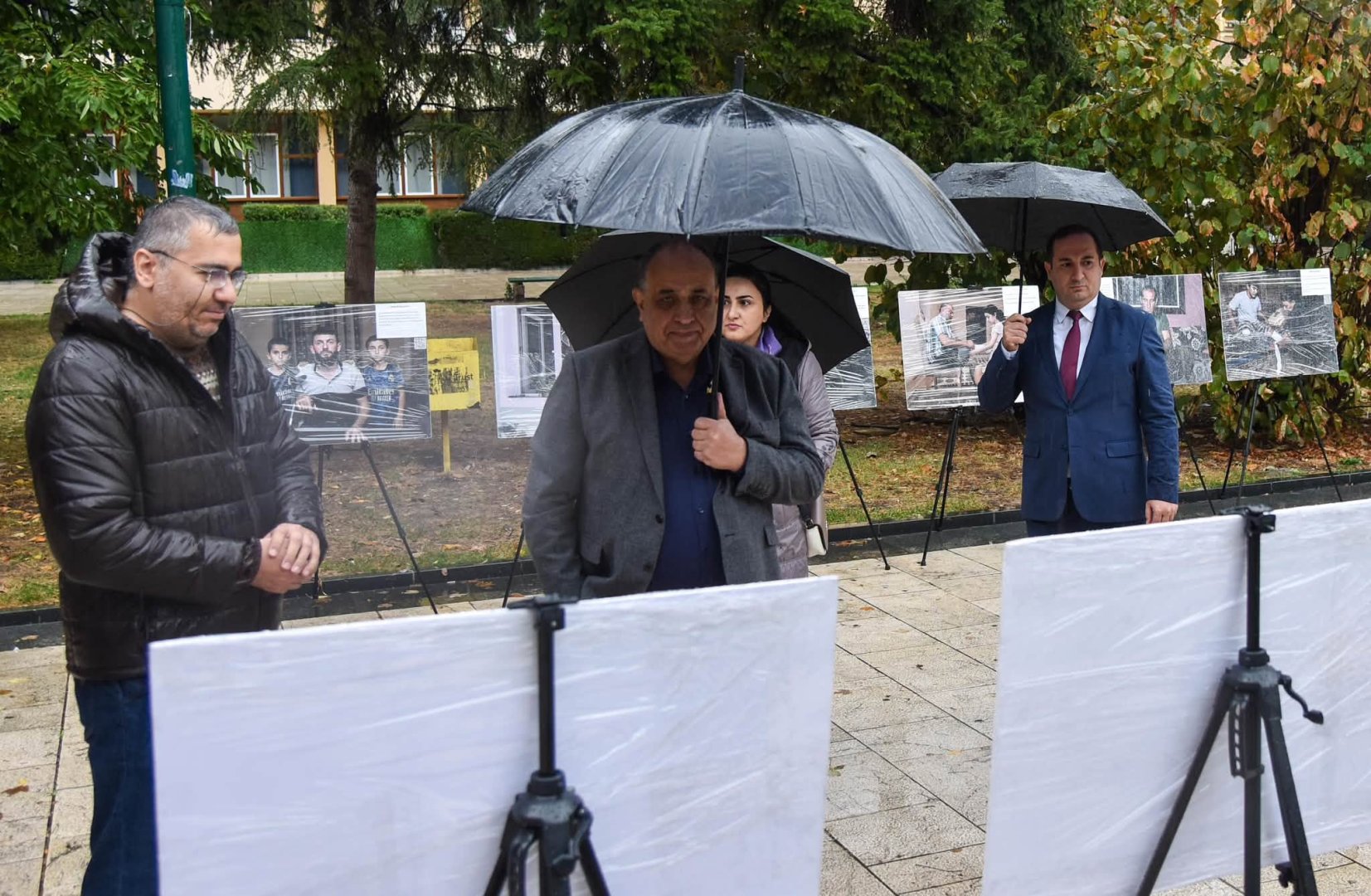 Sarayevoda mina qurbanlarına həsr olunmuş növbəti ekspozisiya keçirilib (FOTO)