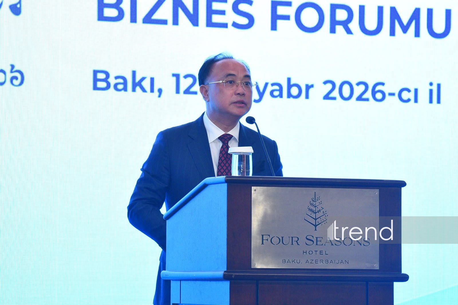 Bakıda Azərbaycan-Kamboca biznes forumu keçirilir (FOTO)
