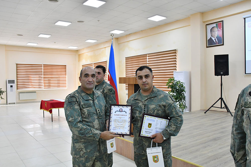 "Zabit heyətini təkmilləşdirmə kursu"nun növbəti buraxılış mərasimi keçirilib (FOTO)