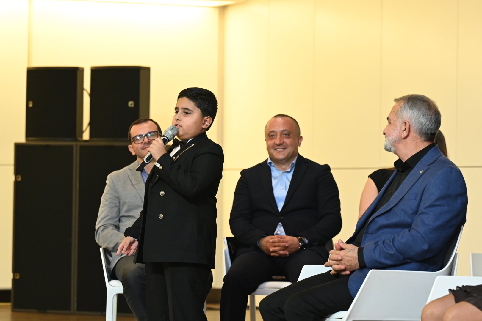 "44" filminin yaradıcı heyətinin brifinqi keçirilib (FOTO/VİDEO)
