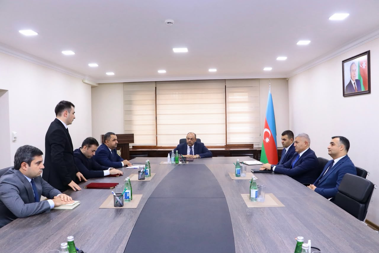 Hakim vəzifələrinə təyin olunan prokurorluq əməkdaşları ilə görüş keçirilib (FOTO)