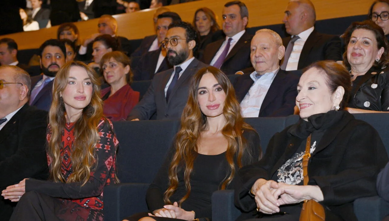 Heydər Əliyev Mərkəzində "44"ün premyerası keçirilib – göz yaşları, qürur və alqışlar (FOTOLAR)