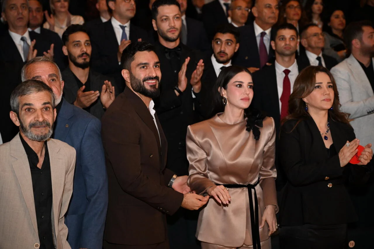 Heydər Əliyev Mərkəzində "44"ün premyerası keçirilib – göz yaşları, qürur və alqışlar (FOTOLAR)