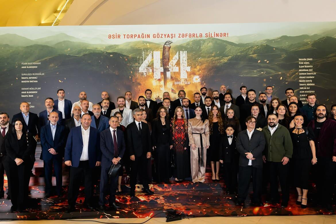 Alyona Əliyeva “44” filminin təqdimatından görüntülər paylaşıb (FOTO)