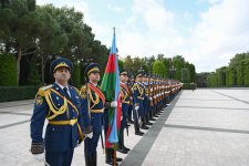 Laos Prezidentinin Bakıda rəsmi qarşılanma mərasimi olub (FOTO/VİDEO)