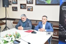 “Zərərli xarici təsirlərə və saxta xəbərlərə qarşı sayıqlığın artırılmasına dəstək” layihəsi çərçivəsində Azərbaycan Dillər Universitetinin tələbələri ilə görüş keçirilib (FOTO/VİDEO)