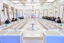 Sahibə Qafarova Laos Prezidenti ilə parlamentlərarası əlaqələri müzakirə edib (FOTO)