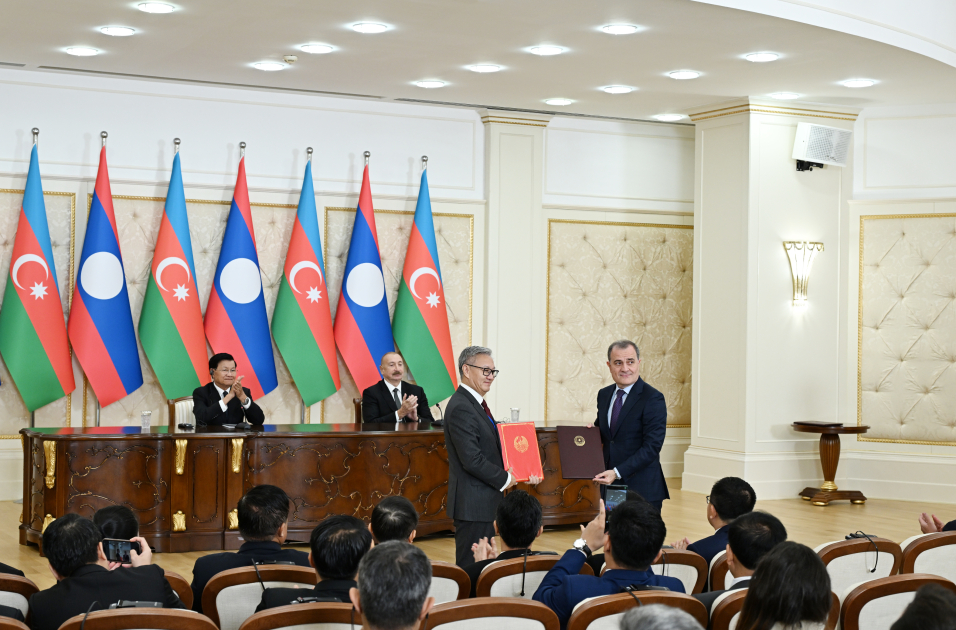 Azərbaycan ilə Laos arasında Birgə Bəyanat qəbul olunub və sənədlər mübadilə edilib (FOTO)