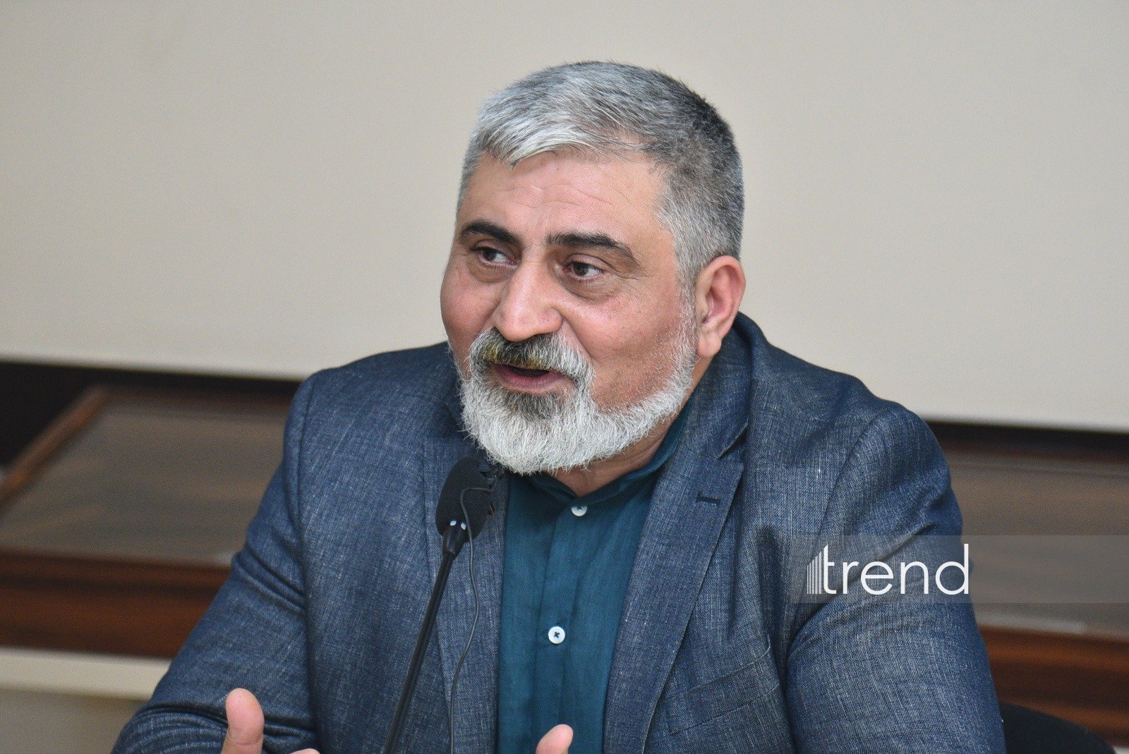 “Zərərli xarici təsirlərə və saxta xəbərlərə qarşı sayıqlığın artırılmasına dəstək” layihəsi çərçivəsində Azərbaycan Dillər Universitetinin tələbələri ilə görüş keçirilib (FOTO/VİDEO)