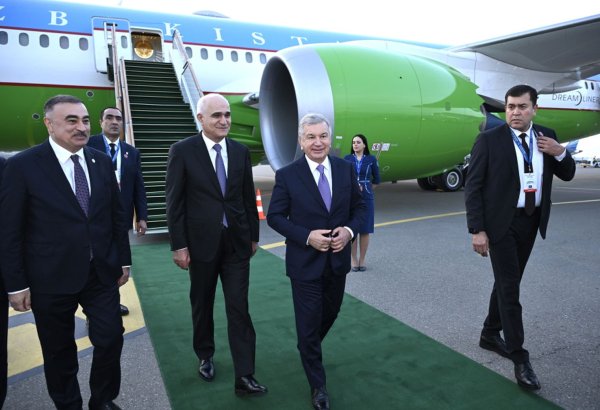 Özbəkistan Prezidenti Azərbaycanda səfərdədir (FOTO)