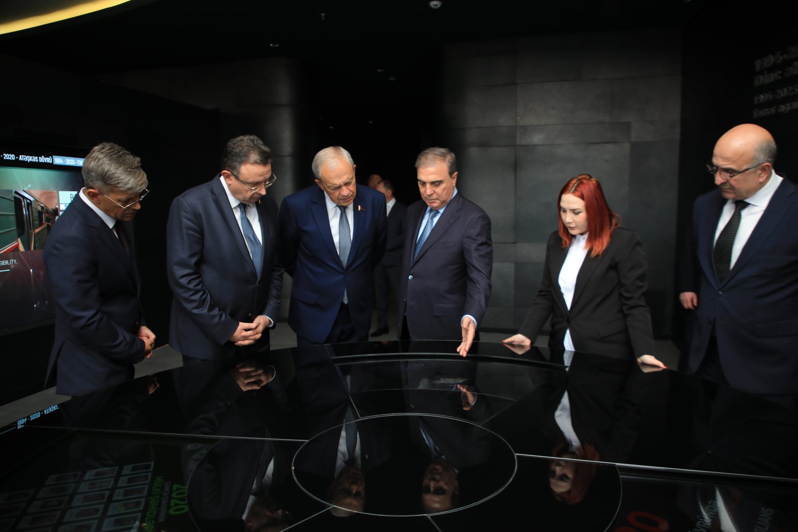 Belaruslu nümayəndələr Gəncə Avtomobil Zavodunda istehsal prosesi ilə tanış olublar (FOTO)