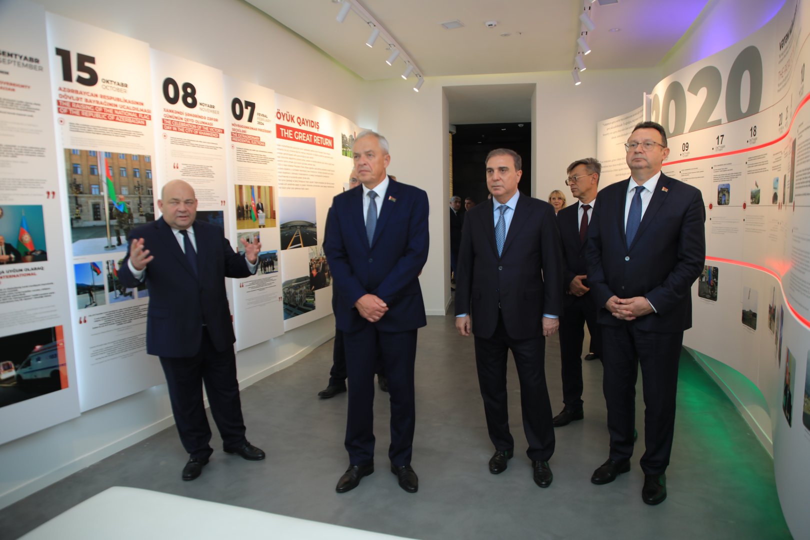 Belaruslu nümayəndələr Gəncə Avtomobil Zavodunda istehsal prosesi ilə tanış olublar (FOTO)