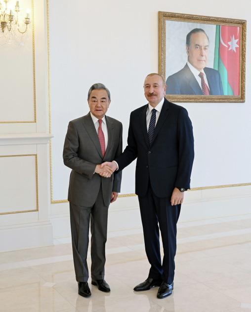 Prezident İlham Əliyev Çin Kommunist Partiyası Mərkəzi Komitəsinin Siyasi Bürosunun üzvünü qəbul edib (FOTO/VİDEO)