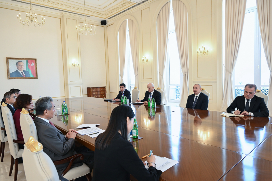 Prezident İlham Əliyev Çin Kommunist Partiyası Mərkəzi Komitəsinin Siyasi Bürosunun üzvünü qəbul edib (FOTO/VİDEO)