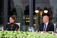 Prezident İlham Əliyevin adından AQEM-in 7-ci Zirvə Görüşünün iştirakçılarının şərəfinə şam yeməyi verilib (FOTO/VİDEO)