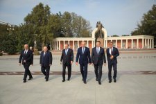 Belaruslu nümayəndələr Gəncə Avtomobil Zavodunda istehsal prosesi ilə tanış olublar (FOTO)