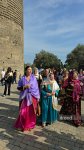 İçərişəhərdə rəngarəng "Kəlağayı" yürüşü start götürüb (FOTO)