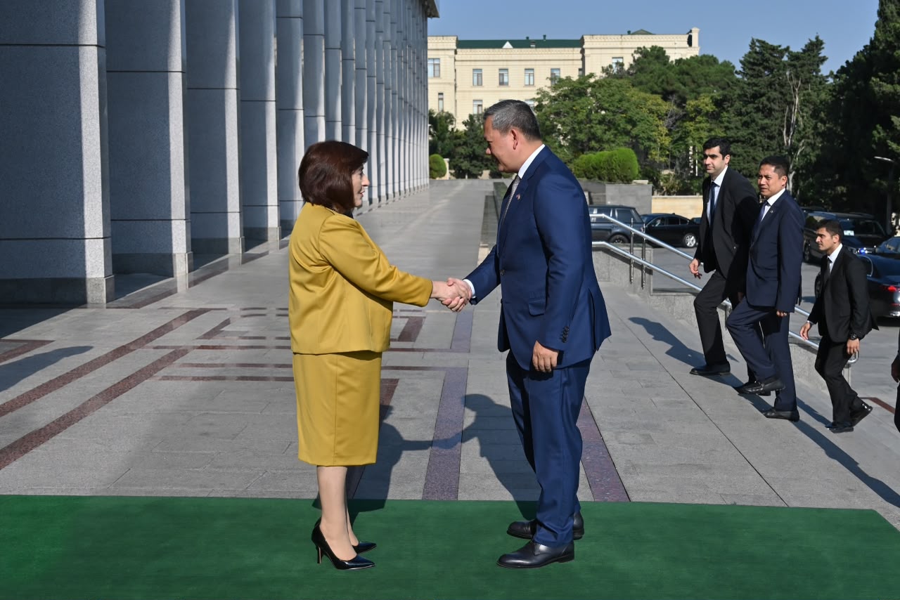 Azərbaycan və Kambocanın beynəlxalq təşkilatlar çərçivəsində qarşılıqlı dəstəyi barədə fikir mübadiləsi aparılıb (FOTO)