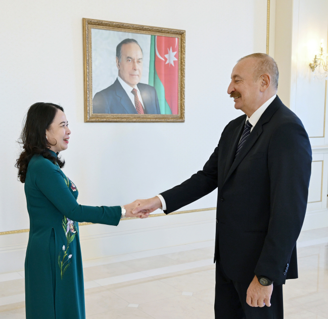 Prezident İlham Əliyev və Birinci xanım Mehriban Əliyeva Vyetnamın Vitse-prezidenti ilə görüşüblər (FOTO/VİDEO)