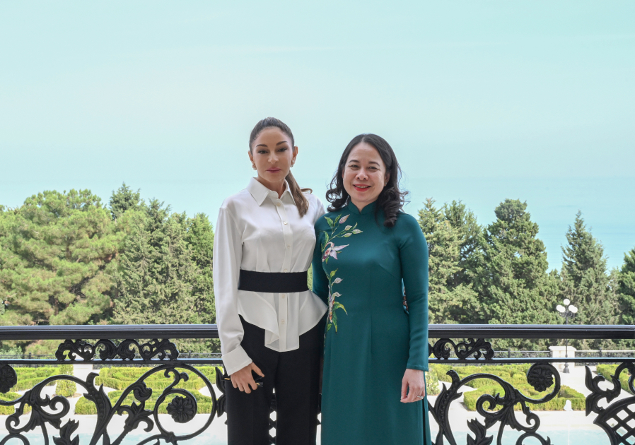 Prezident İlham Əliyev və Birinci xanım Mehriban Əliyeva Vyetnamın Vitse-prezidenti ilə görüşüblər (FOTO/VİDEO)