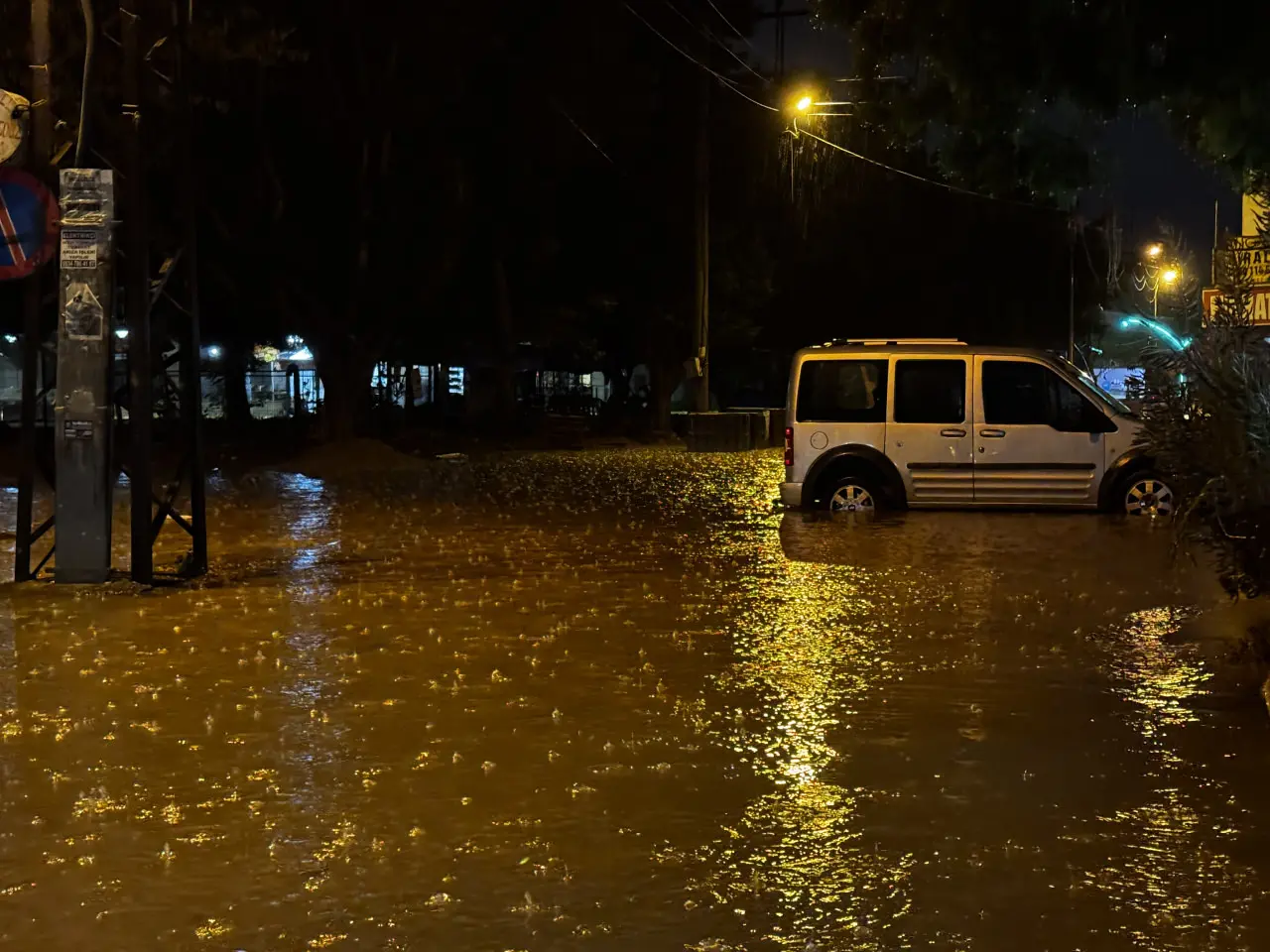 Türkiyənin 6 vilayətində dərslər bu səbəbdən ləğv olundu (FOTO)